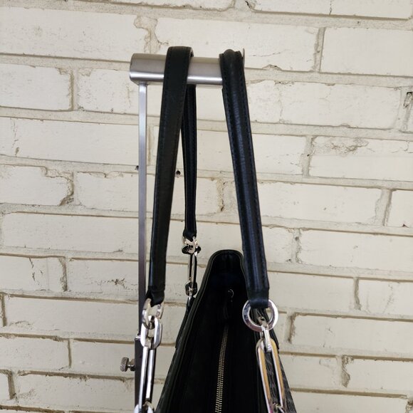 Euc Coach Signature Black Shoulder Bag Purse - Picture 4 of 13